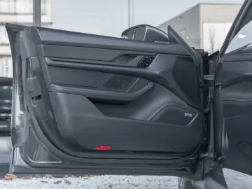 PORSCHE Taycan 4S Chrono BOSE 18 Way Sportseats Inoodriv