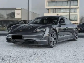 PORSCHE Taycan 4S Chrono BOSE 18 Way Sportseats Inoodriv