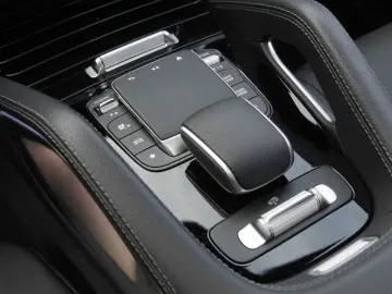 MERCEDES-BENZ GLE 580 4M AMG