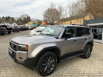 TOYOTA Land Cruiser 2.8 D-4D4WD TEC  Edit.Pan.Dach.360K