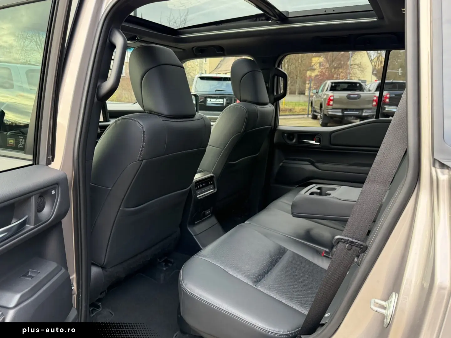 TOYOTA Land Cruiser 2.8 D-4D4WD TEC  Edit.Pan.Dach.360K