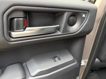 TOYOTA Land Cruiser 2.8 D-4D4WD TEC  Edit.Pan.Dach.360K