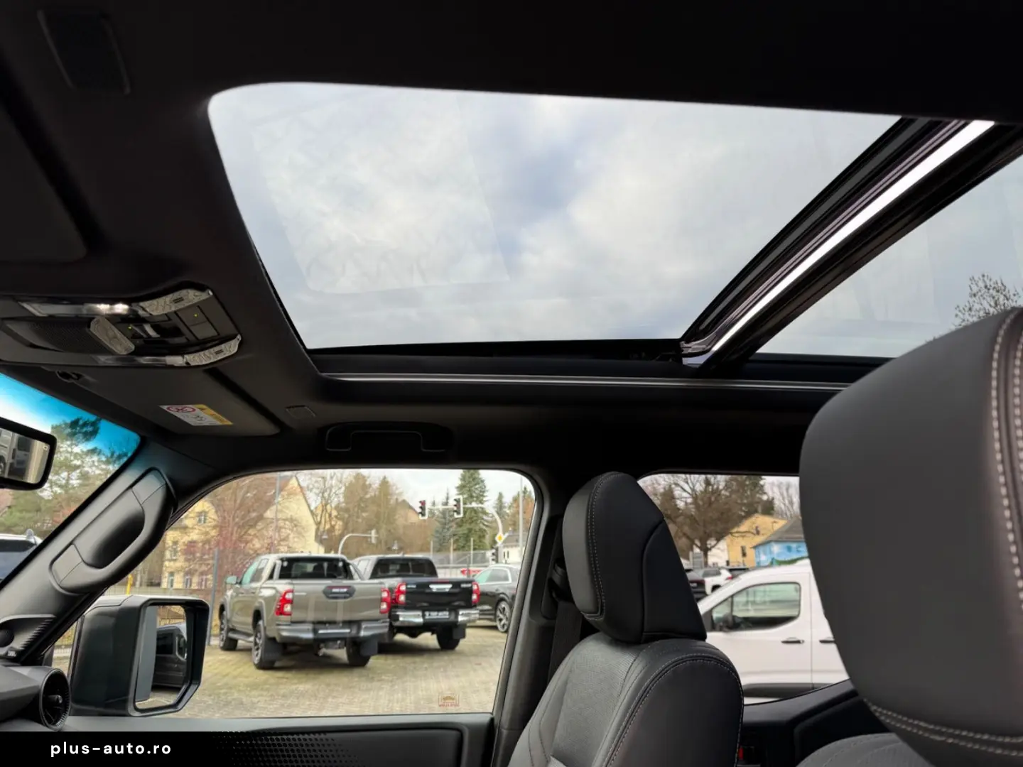 TOYOTA Land Cruiser 2.8 D-4D4WD TEC  Edit.Pan.Dach.360K