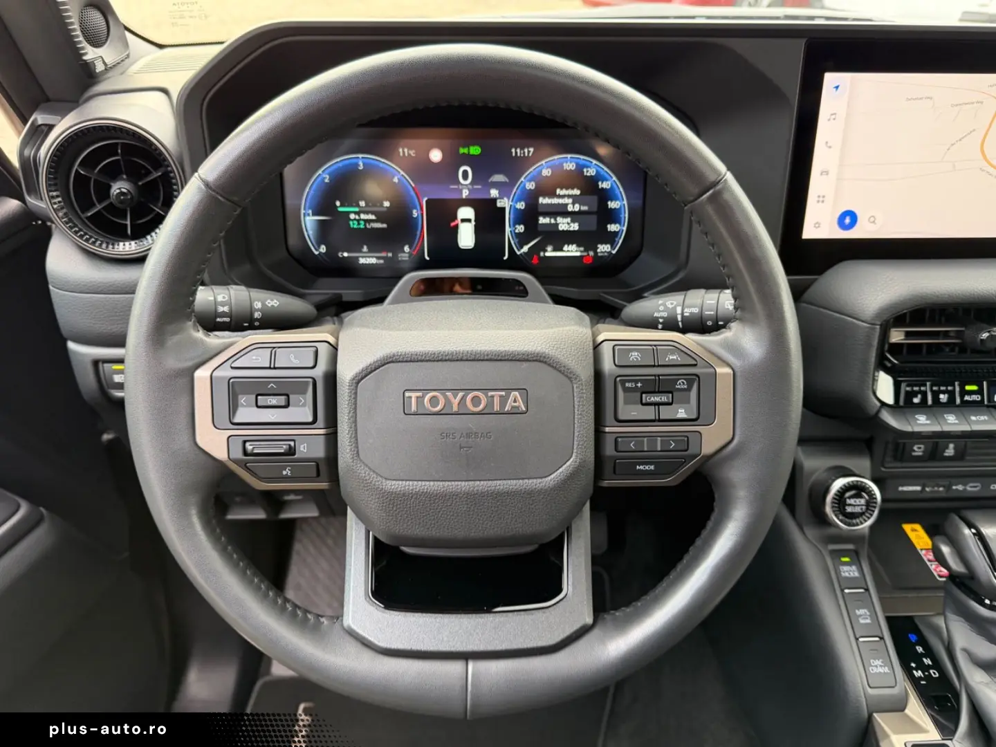 TOYOTA Land Cruiser 2.8 D-4D4WD TEC  Edit.Pan.Dach.360K