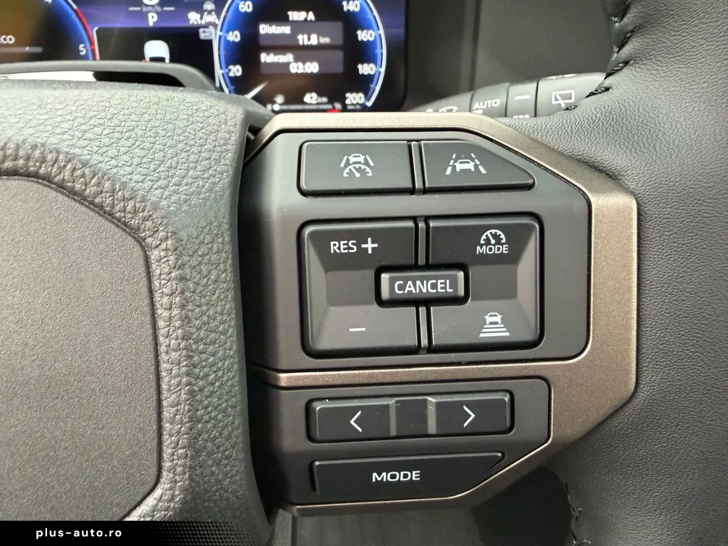 TOYOTA Land Cruiser 2.8 D-4D4WD TEC  Edit.Pan.Dach.360K