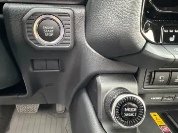 TOYOTA Land Cruiser 2.8 D-4D4WD TEC  Edit.Pan.Dach.360K