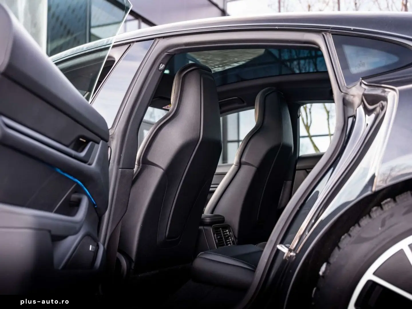 PORSCHE Taycan Taycan - Pano - Bose - CC - Adaptieve luf