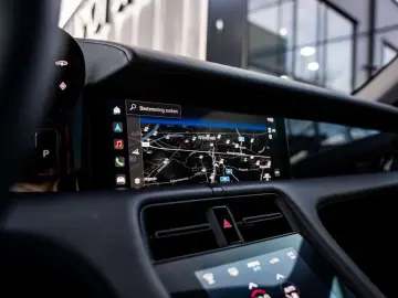 PORSCHE Taycan Taycan - Pano - Bose - CC - Adaptieve luf