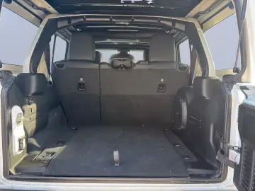 JEEP Wrangler ICE MY24 Sahara 2.0l T-GDI (272PS)