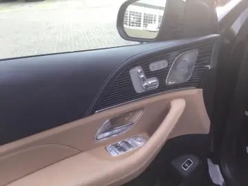 MERCEDES-BENZ GLE 450 d 4MATIC