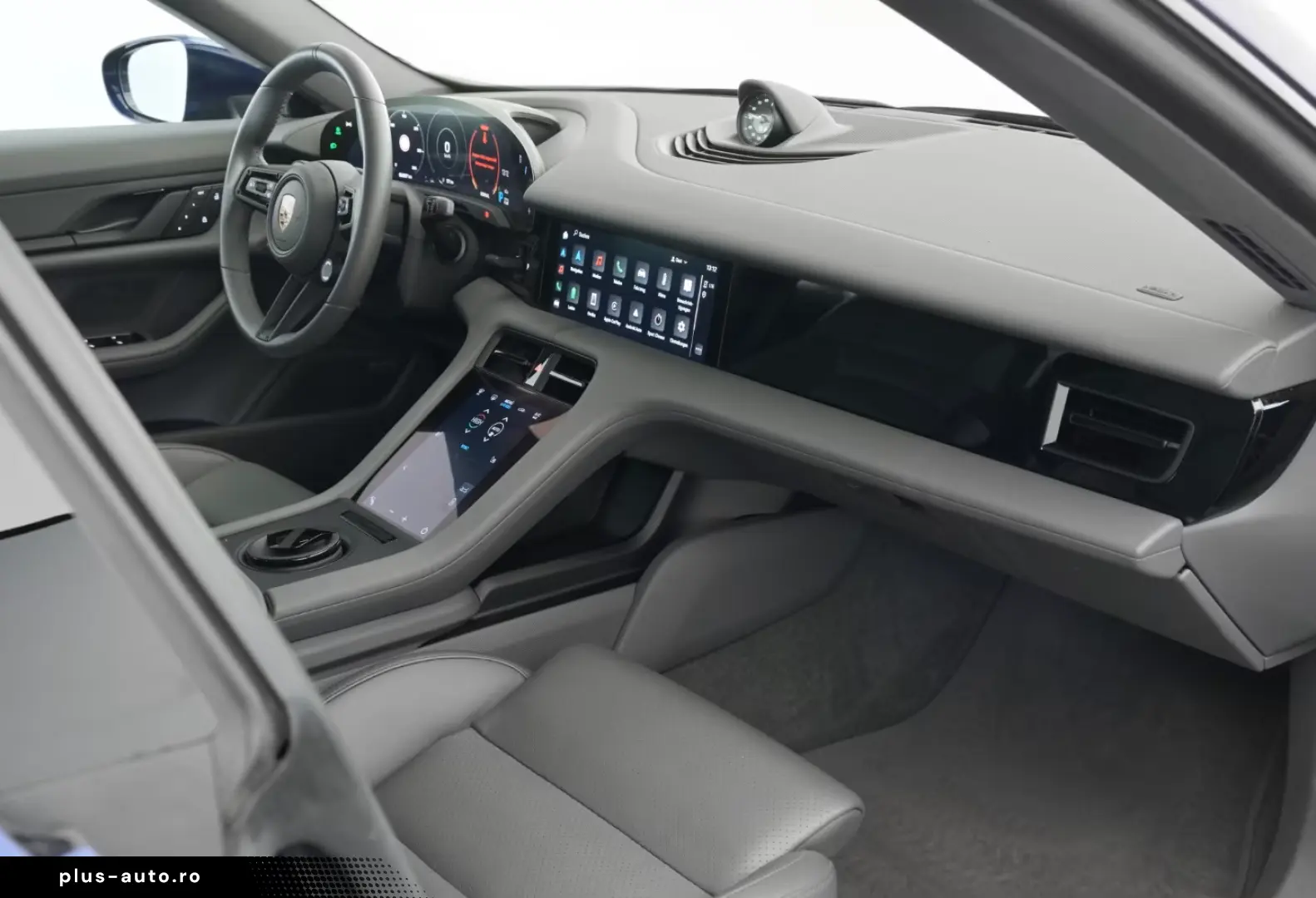 PORSCHE Taycan Surround-View Abstandstempomat Panorama