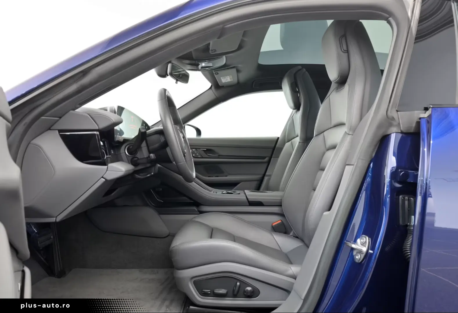 PORSCHE Taycan Surround-View Abstandstempomat Panorama