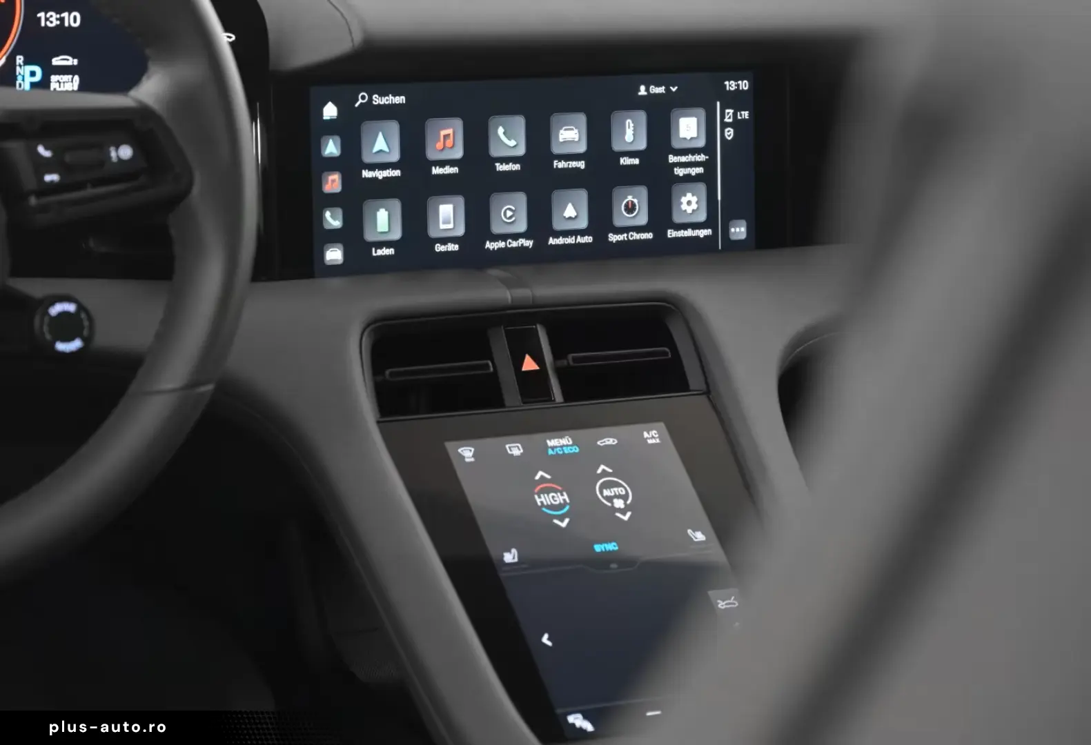 PORSCHE Taycan Surround-View Abstandstempomat Panorama