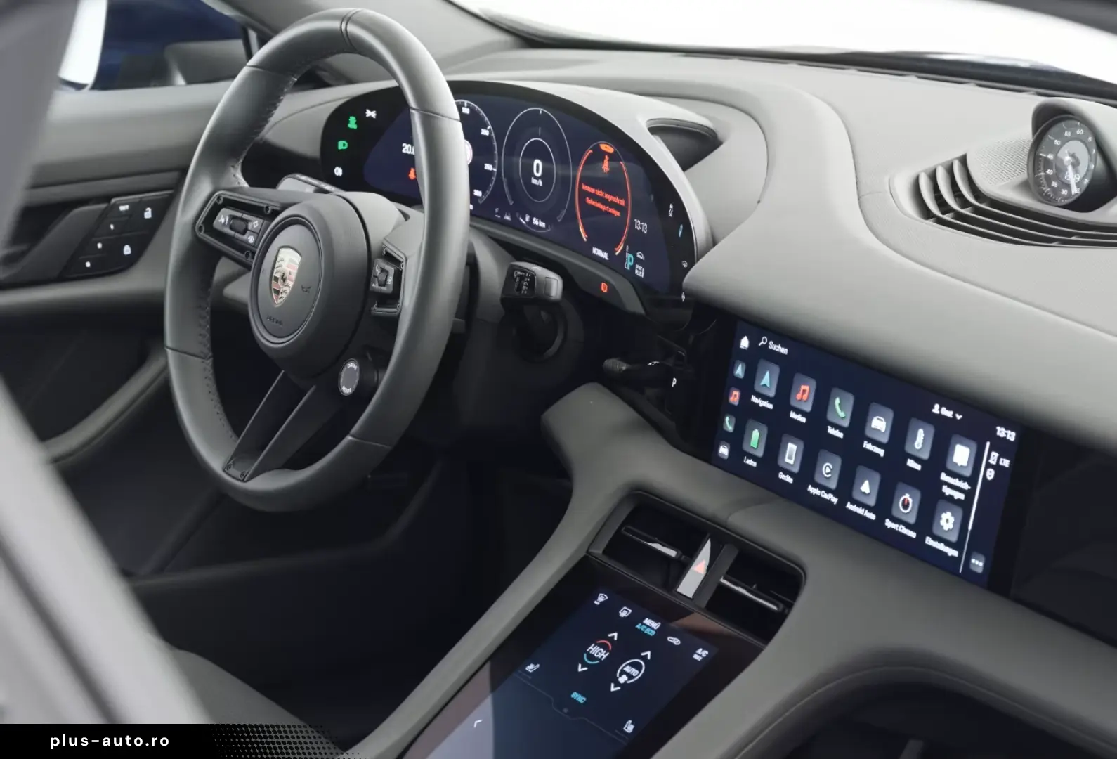 PORSCHE Taycan Surround-View Abstandstempomat Panorama