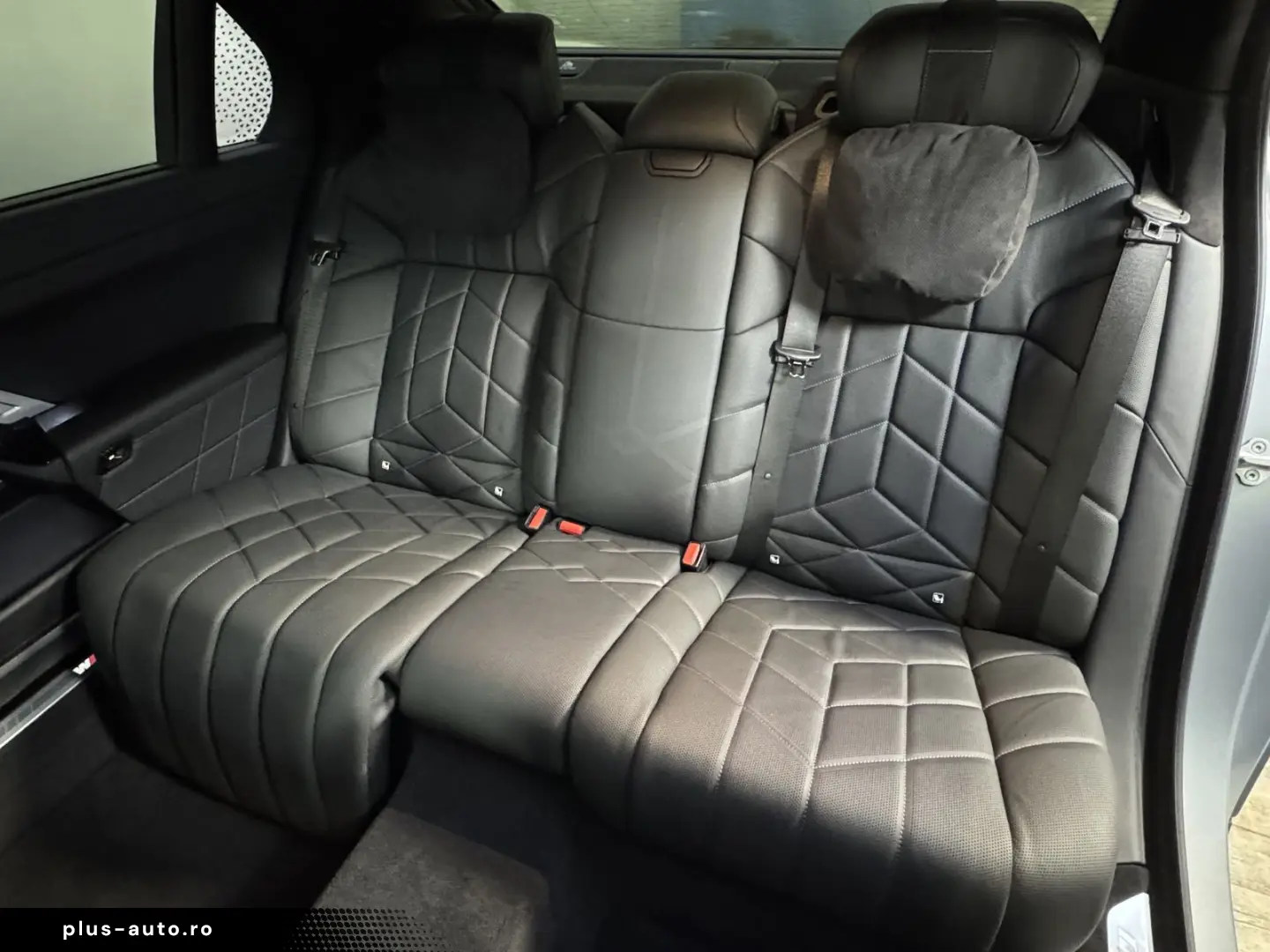 BMW 740d xDrive M Sport Pro TV Executive Lounge ACC