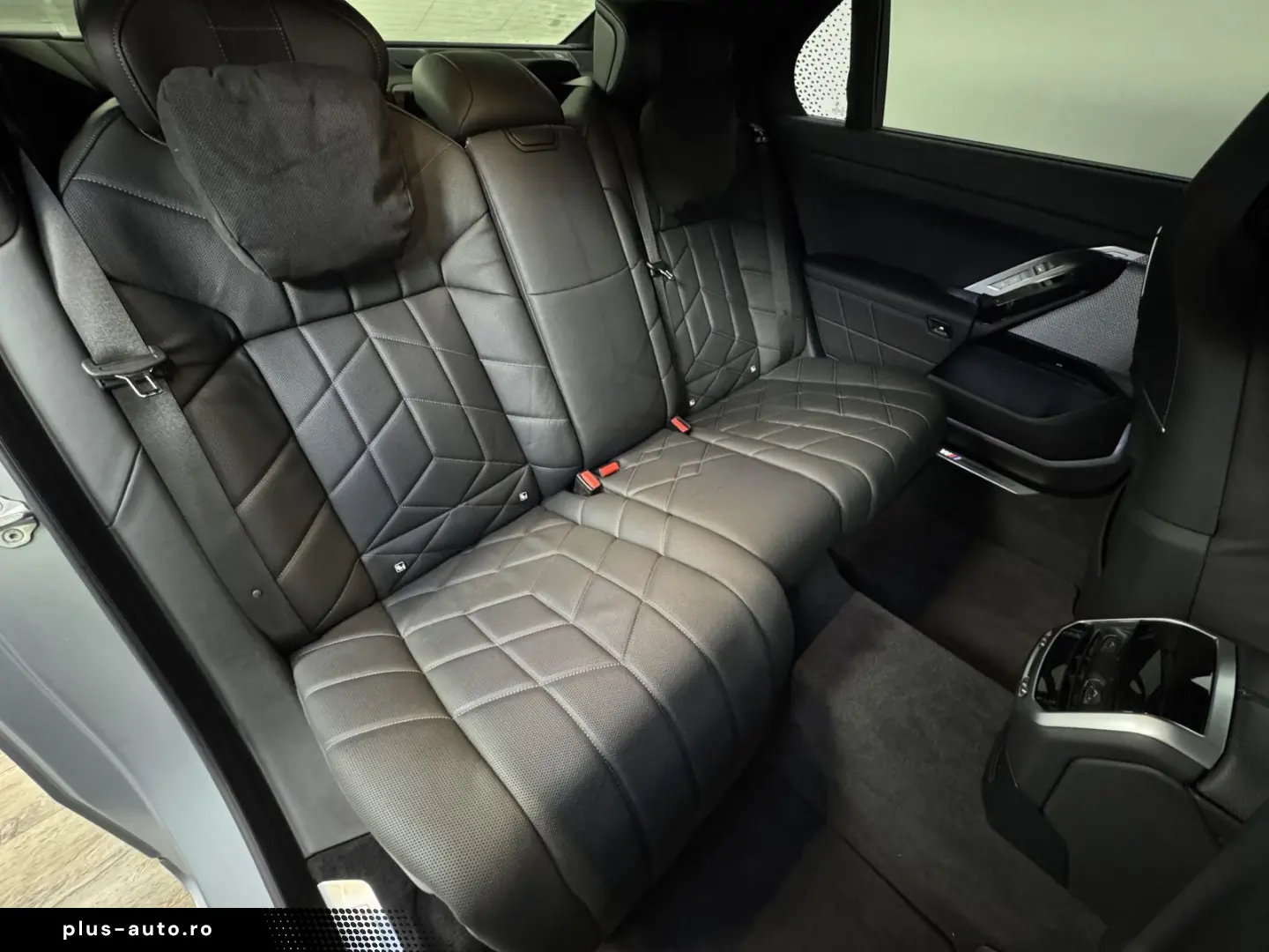 BMW 740d xDrive M Sport Pro TV Executive Lounge ACC