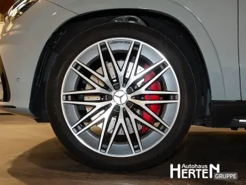 MERCEDES-BENZ HYBRID 4M