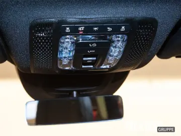 MERCEDES-BENZ HYBRID 4M