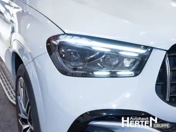 MERCEDES-BENZ HYBRID 4M