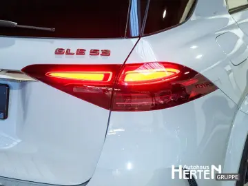 MERCEDES-BENZ HYBRID 4M