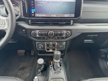 Jeep Wrangler Unlimited Sahara 2.0 T-GDI