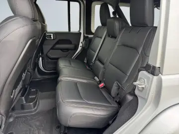 Jeep Wrangler Unlimited Sahara 2.0 T-GDI