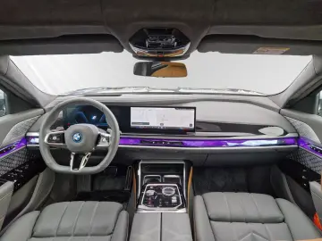 BMW 750e xDrive ExecutiveLounge TV Massage Ventilation