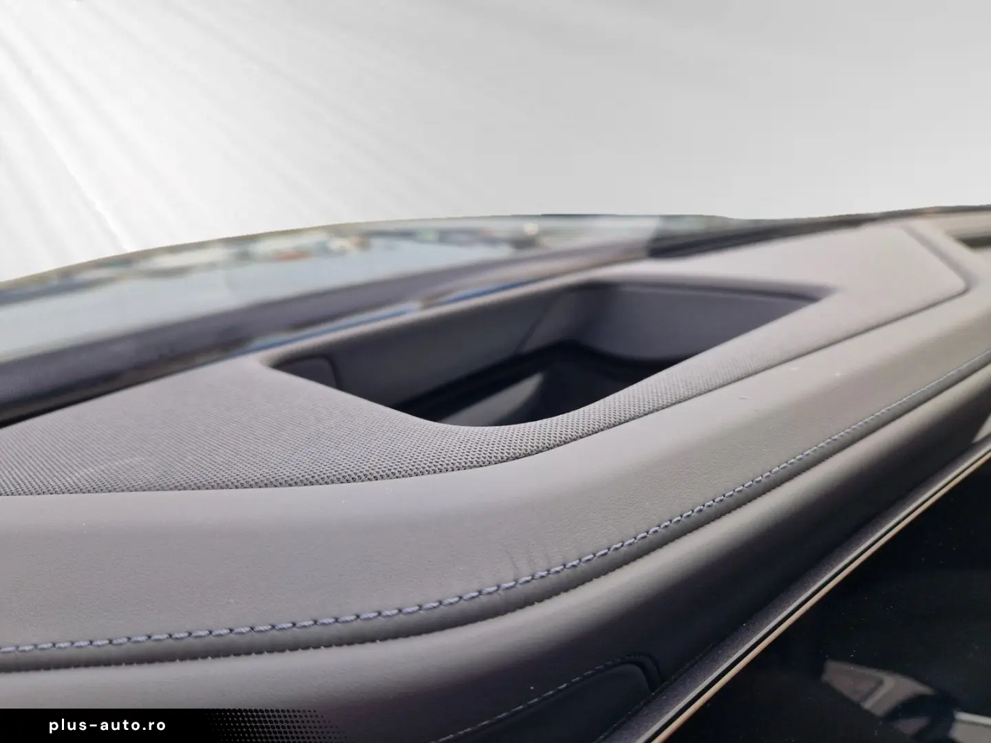 BMW 750e xDrive ExecutiveLounge TV Massage Ventilation