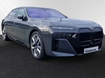 BMW 750e xDrive ExecutiveLounge TV Massage Ventilation