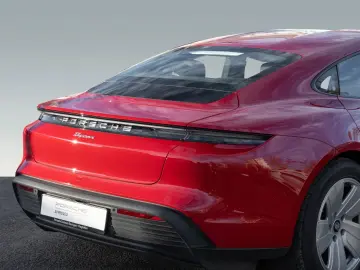 PORSCHE Taycan Performancebatterie Plus Surround View