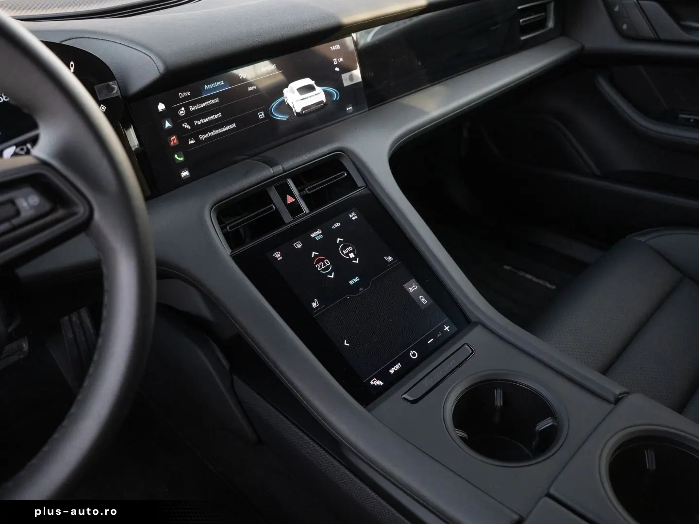 PORSCHE Taycan Performancebatterie Plus Surround View