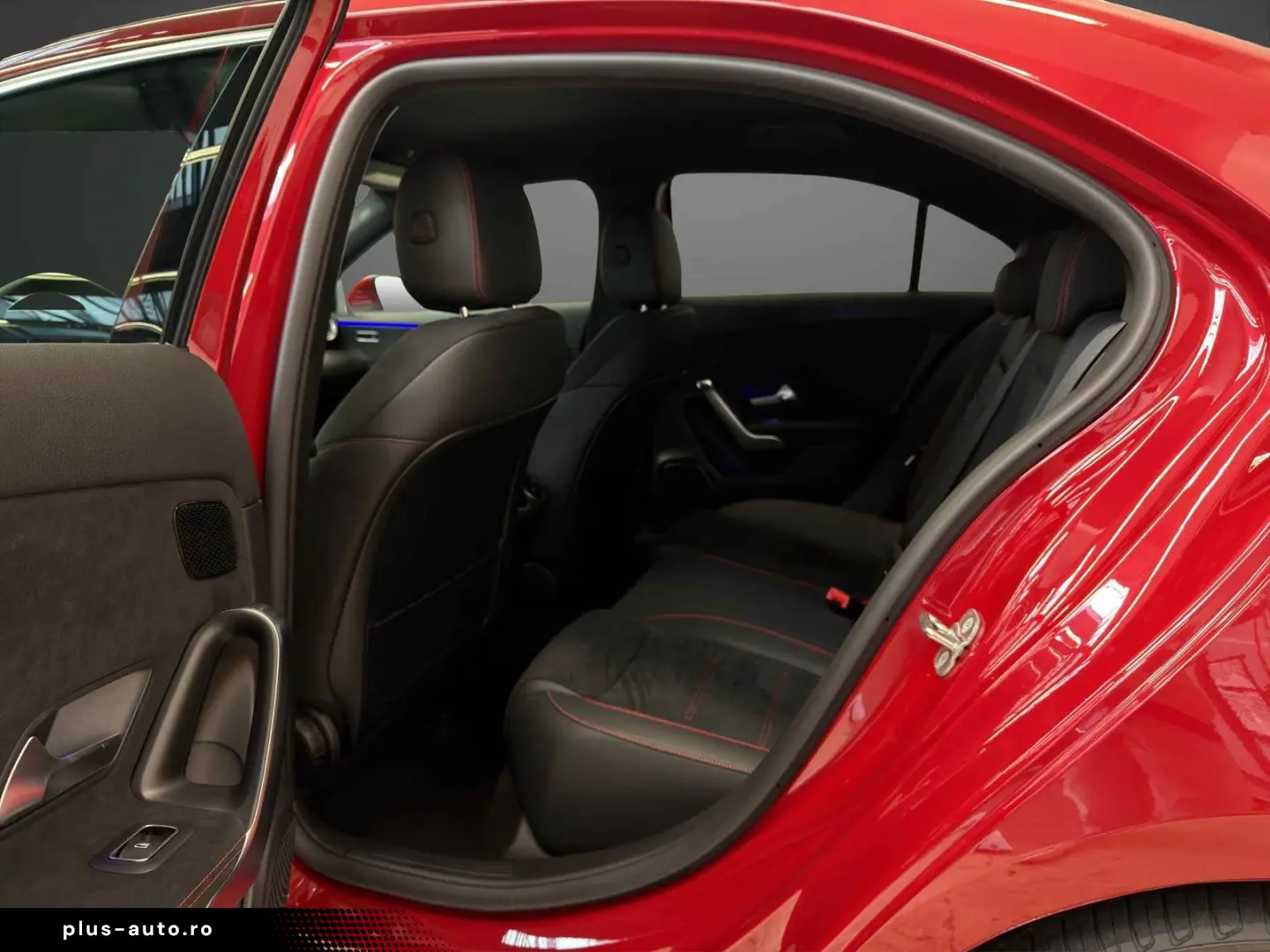 MERCEDES-BENZ A 250 4M Limousine AMG Totwinkel Multibeam SHZ