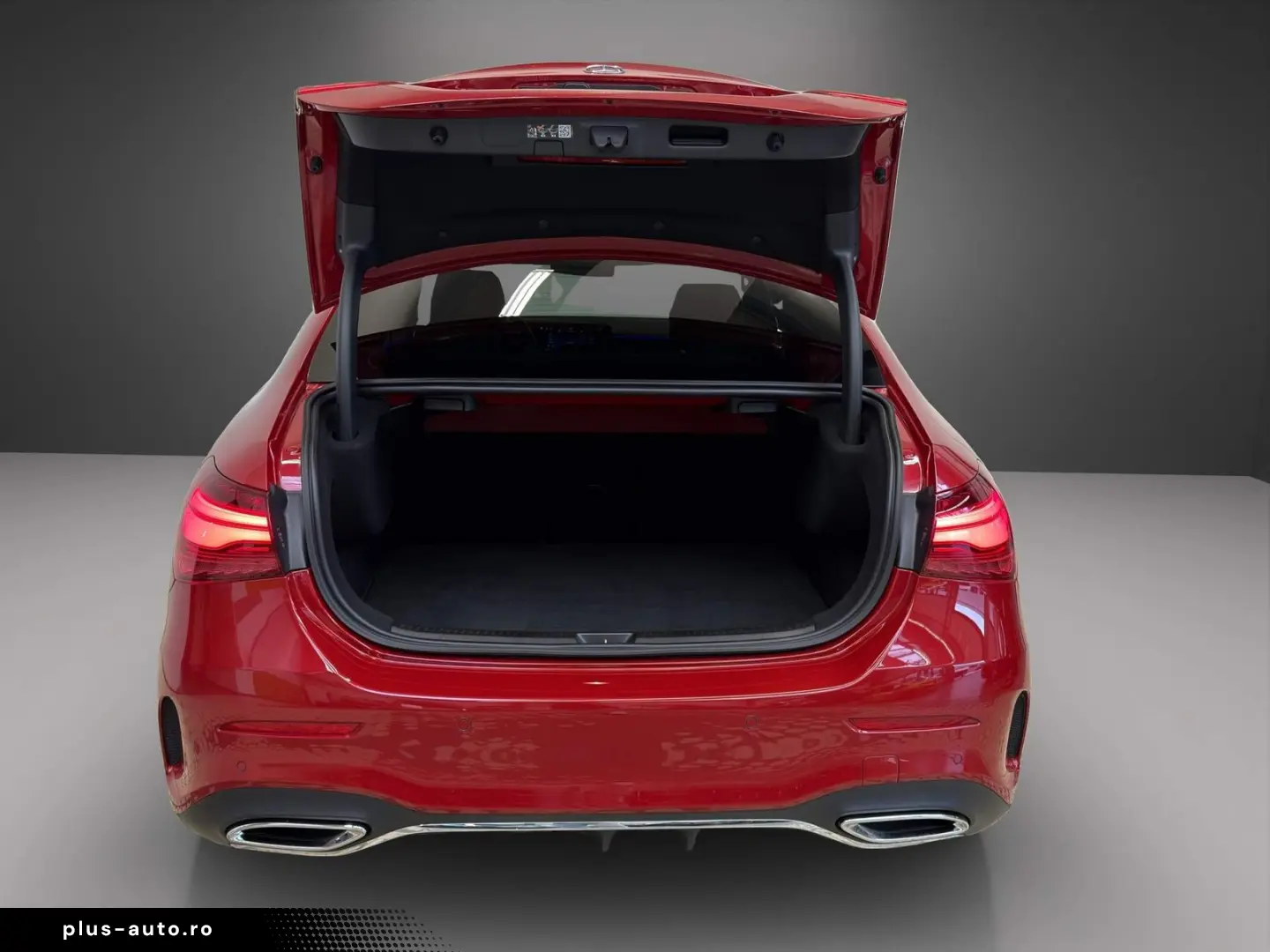 MERCEDES-BENZ A 250 4M Limousine AMG Totwinkel Multibeam SHZ