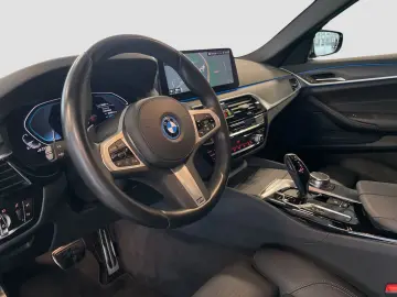 BMW 530e xDrive Limousine M Sport AHK Head-Up Laser