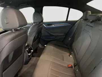 BMW 530e xDrive Limousine M Sport AHK Head-Up Laser