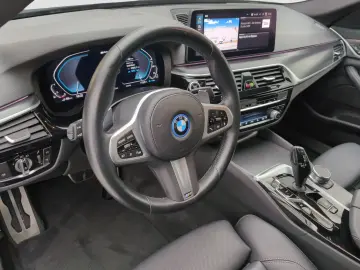 BMW 545e xDrive Limousine M Sport LiveCockpitProf