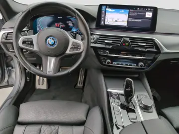 BMW 545e xDrive Limousine M Sport LiveCockpitProf