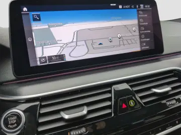 BMW 545e xDrive Limousine M Sport LiveCockpitProf