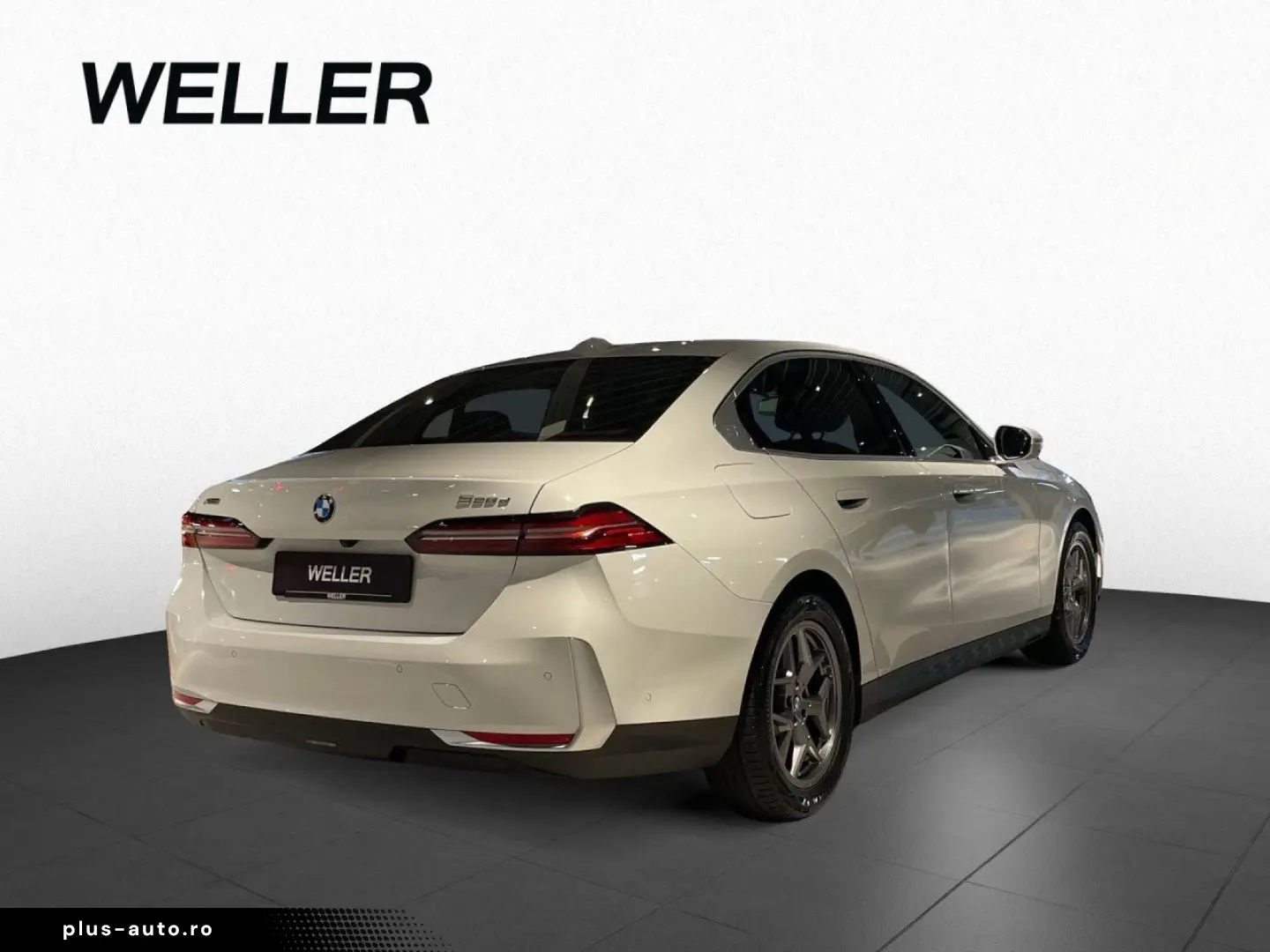 BMW 520d xDr Lim KomSi LivePro AdLED 360  DA  St Go