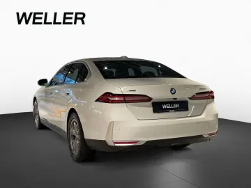 BMW 520d xDr Lim KomSi LivePro AdLED 360  DA  St Go