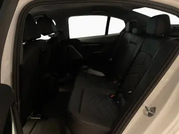 BMW 520d xDr Lim KomSi LivePro AdLED 360  DA  St Go