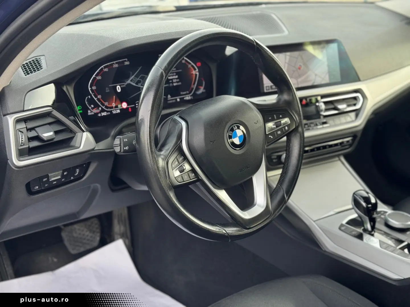 BMW 318d Lim. LED Live Cockpit Spur 8xAlu
