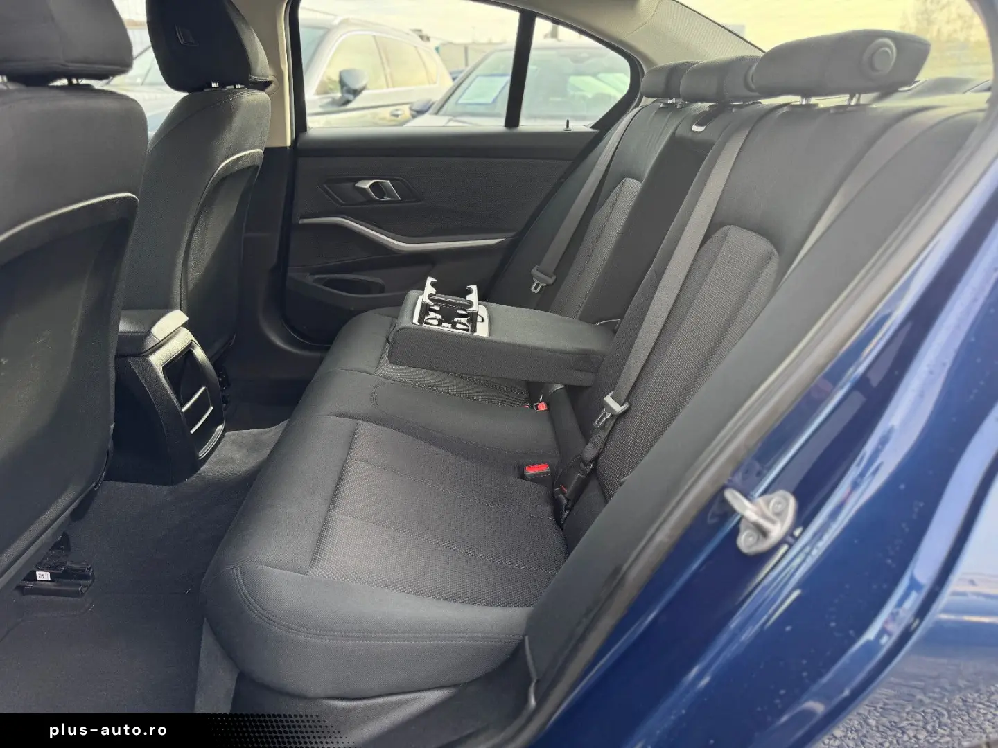 BMW 318d Lim. LED Live Cockpit Spur 8xAlu