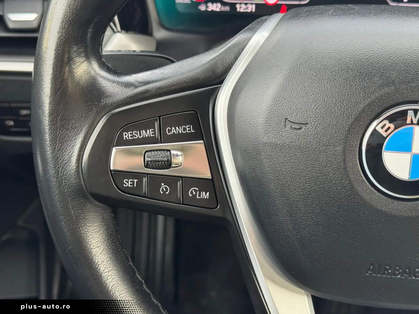 BMW 318d Lim. LED Live Cockpit Spur 8xAlu