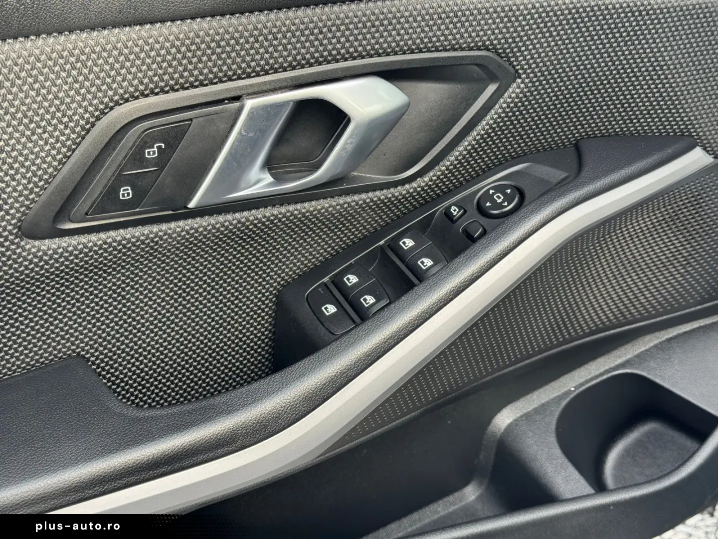 BMW 318d Lim. LED Live Cockpit Spur 8xAlu