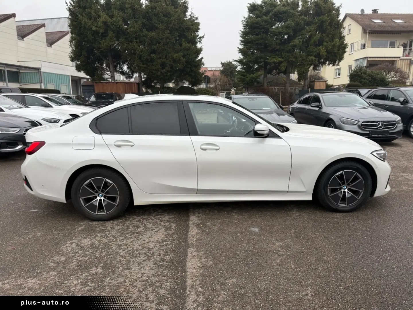 BMW 318d Lim. Schiebe- Hebedach Live Cockpit