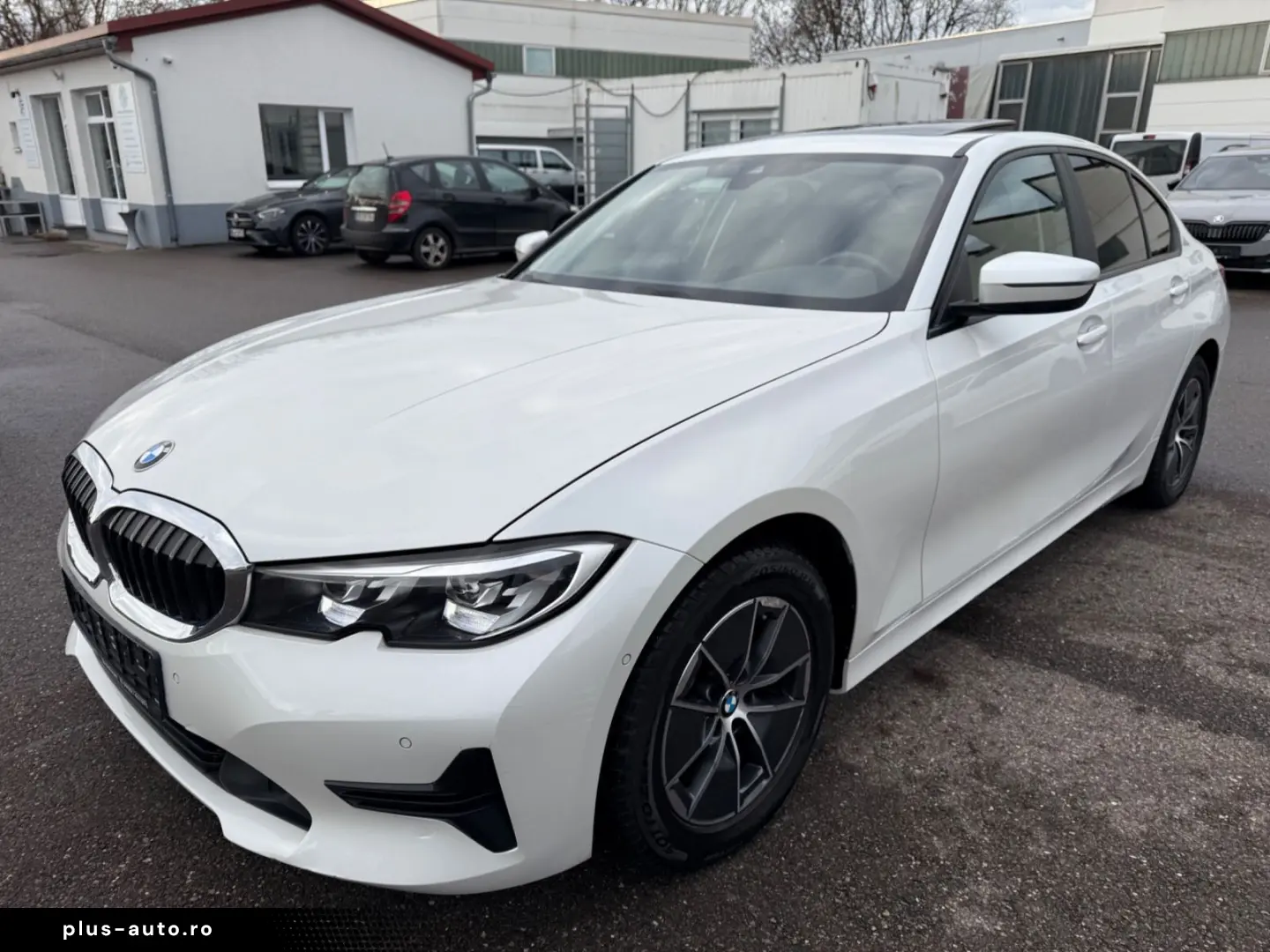 BMW 318d Lim. Schiebe- Hebedach Live Cockpit