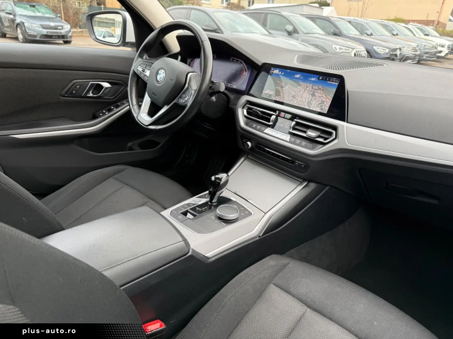 BMW 318d Lim. Schiebe- Hebedach Live Cockpit