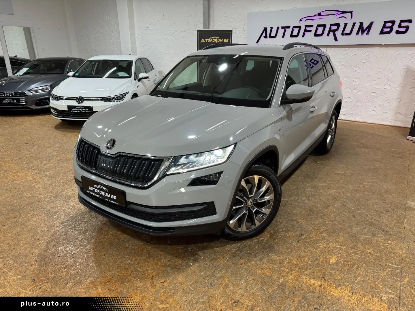 SKODA Kodiaq Clever2.0TDI DSG AHK 360CAM ACC 4xSHZ 19