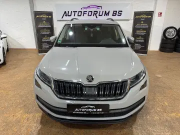 SKODA Kodiaq Clever2.0TDI DSG AHK 360CAM ACC 4xSHZ 19